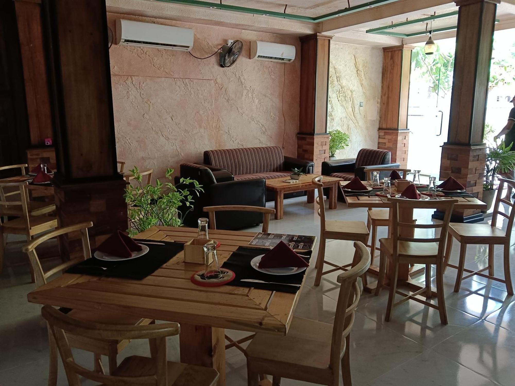 La Cozy Hotel & Restaurant Negombo Daluwekotuwa Exteriér fotografie